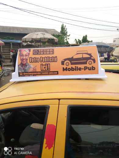 image du groupe publicité mobile sur taxi 