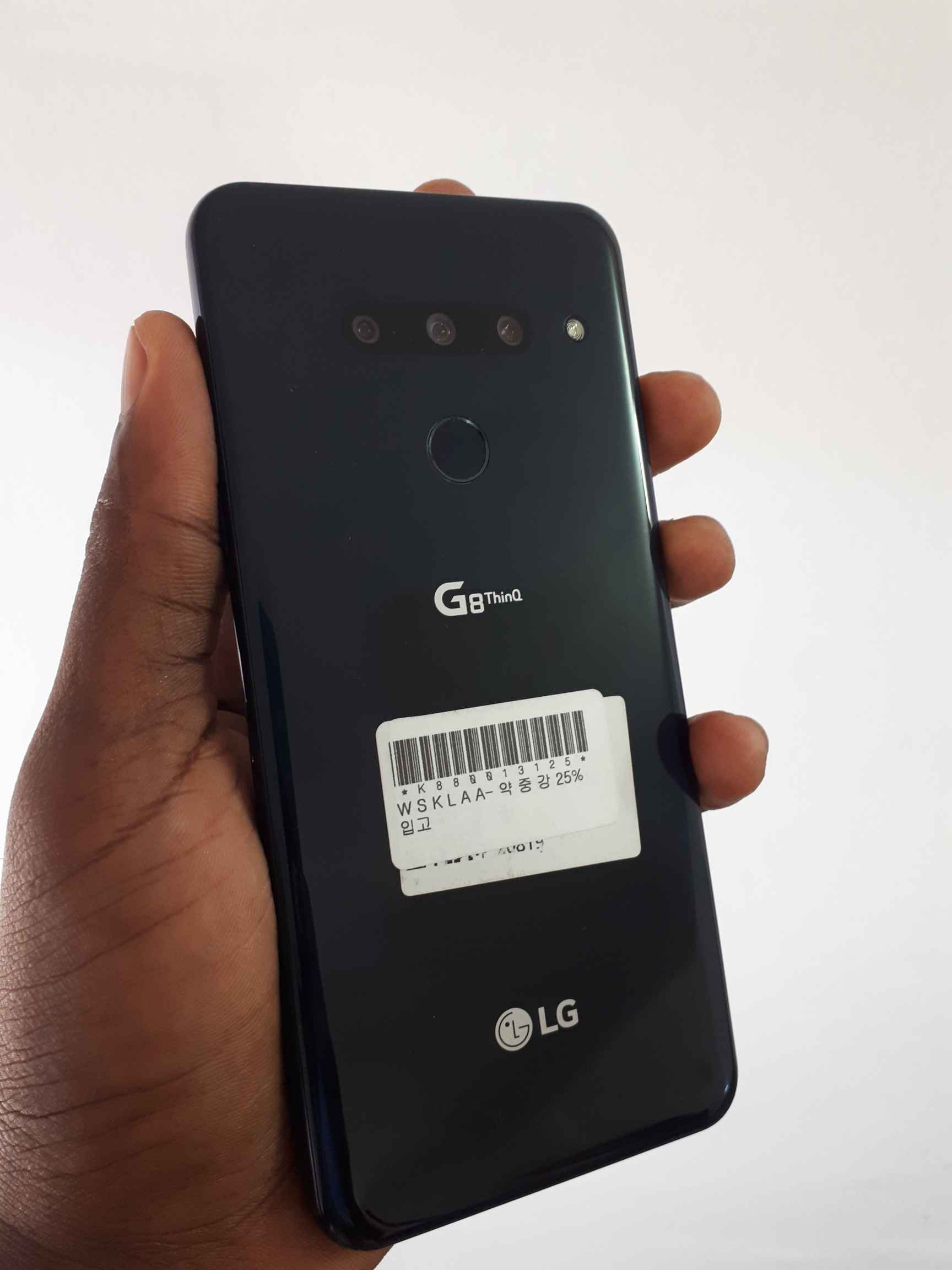 image du groupe LG G8 thinQ 
